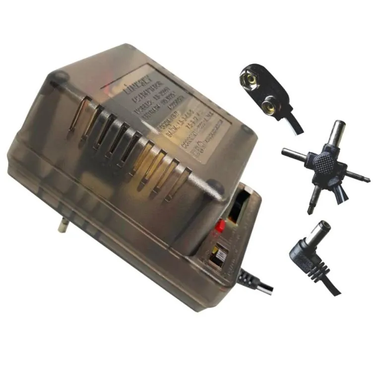 Fonte Universal 220/110V - 1,5 a 12V - 1A